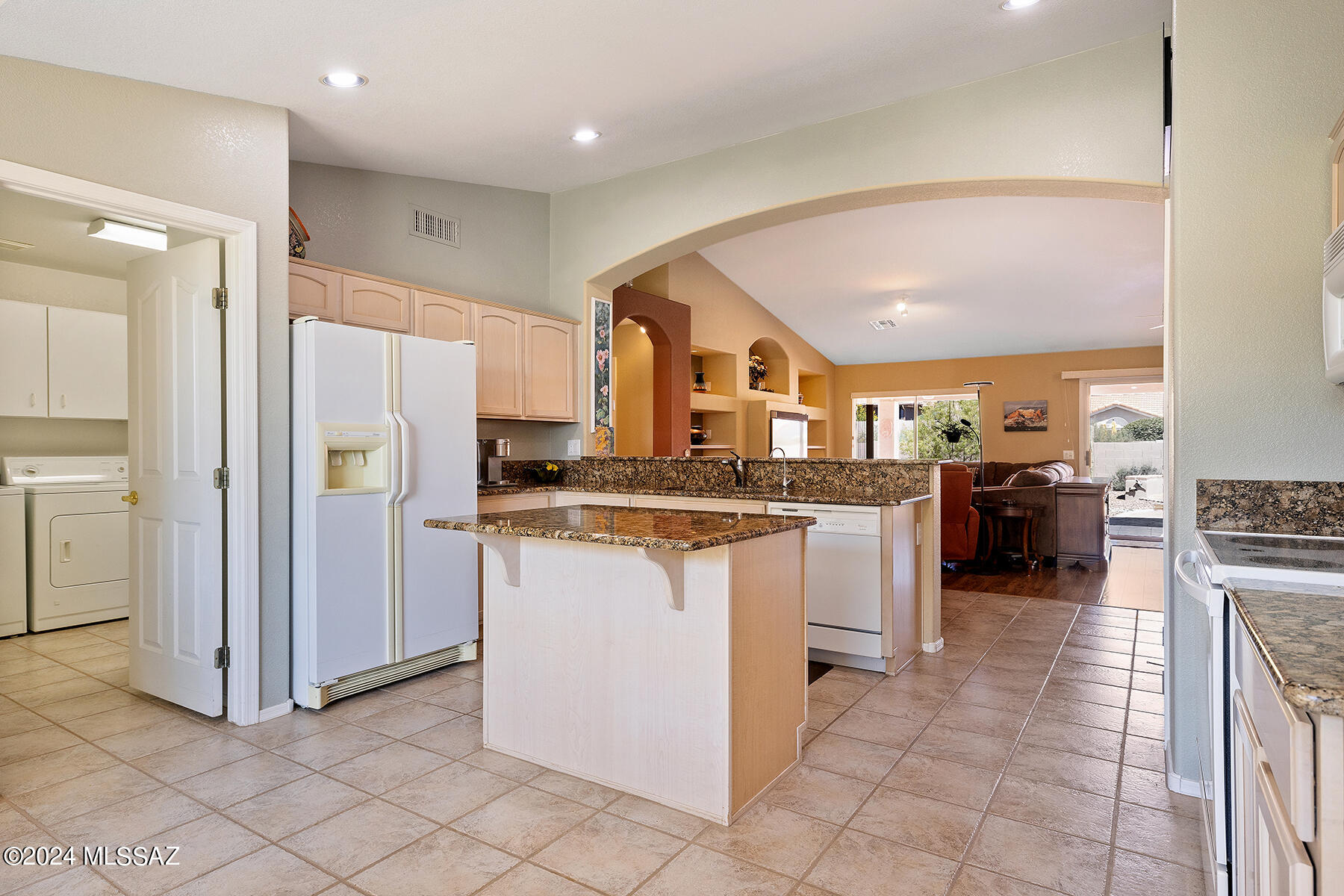 65214 East Rose Ridge Court Tucson, AZ 85739 - Photo 10 of 32