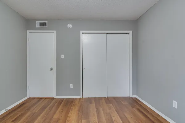 $945 | 3646 Spottswood Avenue, Unit 9, Memphis, TN 38111