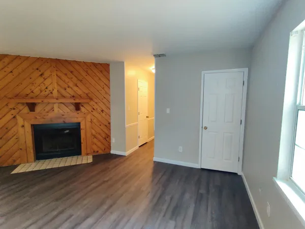 $1,300 | 2366 Gregory Drive, Tallahassee, FL 32303