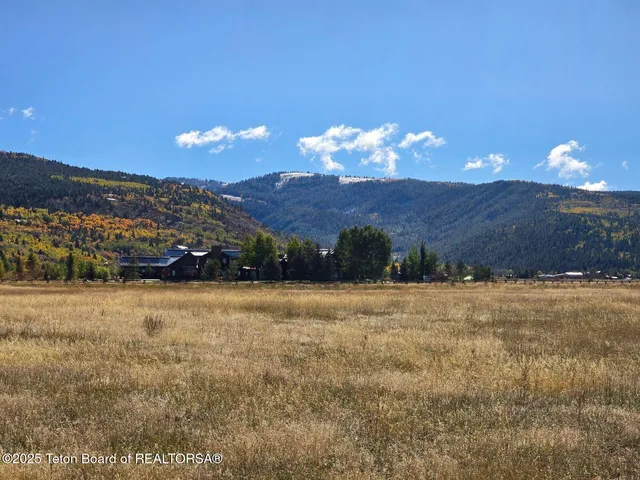 $525,000 | 1955 Cherry Grove Lane, Victor, ID 83455