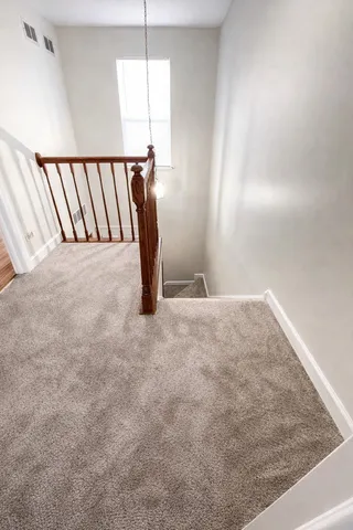 $1,995 | 219 Green Knoll Lane, Streamwood, IL 60107