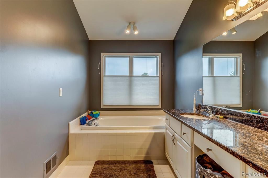 608 Appoline Court Rochester, MI 48307 - Photo 24 of 49