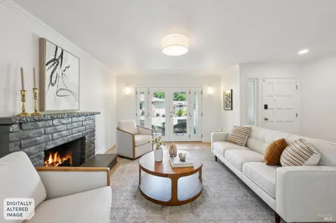 $825,000 | 215 Hemlock Drive, Healdsburg, CA 95448