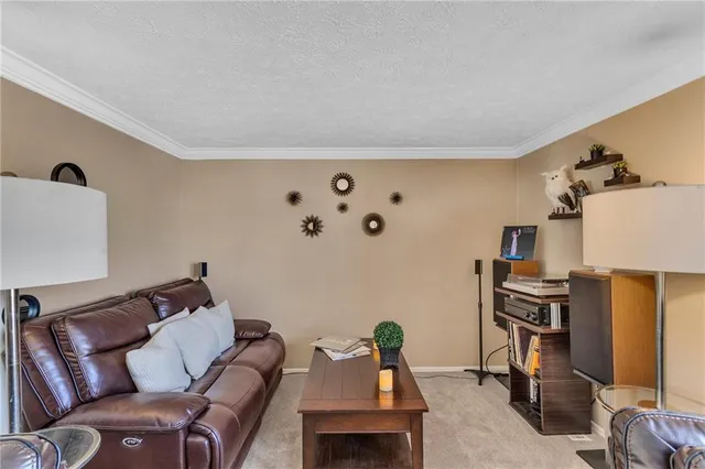 $169,999 | 4 B Springwood Square, Harwick, PA 15049