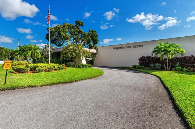 $349,900 | 8186 Terrace Garden Drive North, Unit 101, St. Petersburg, FL 33709