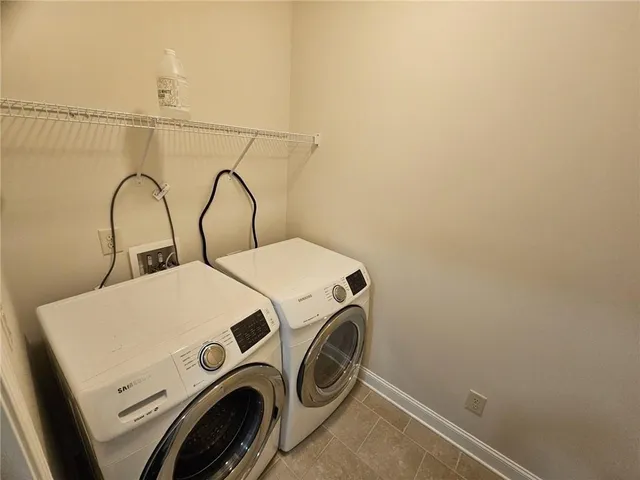 $499,900 | 3920 Glenview Club Lane, Duluth, GA 30097