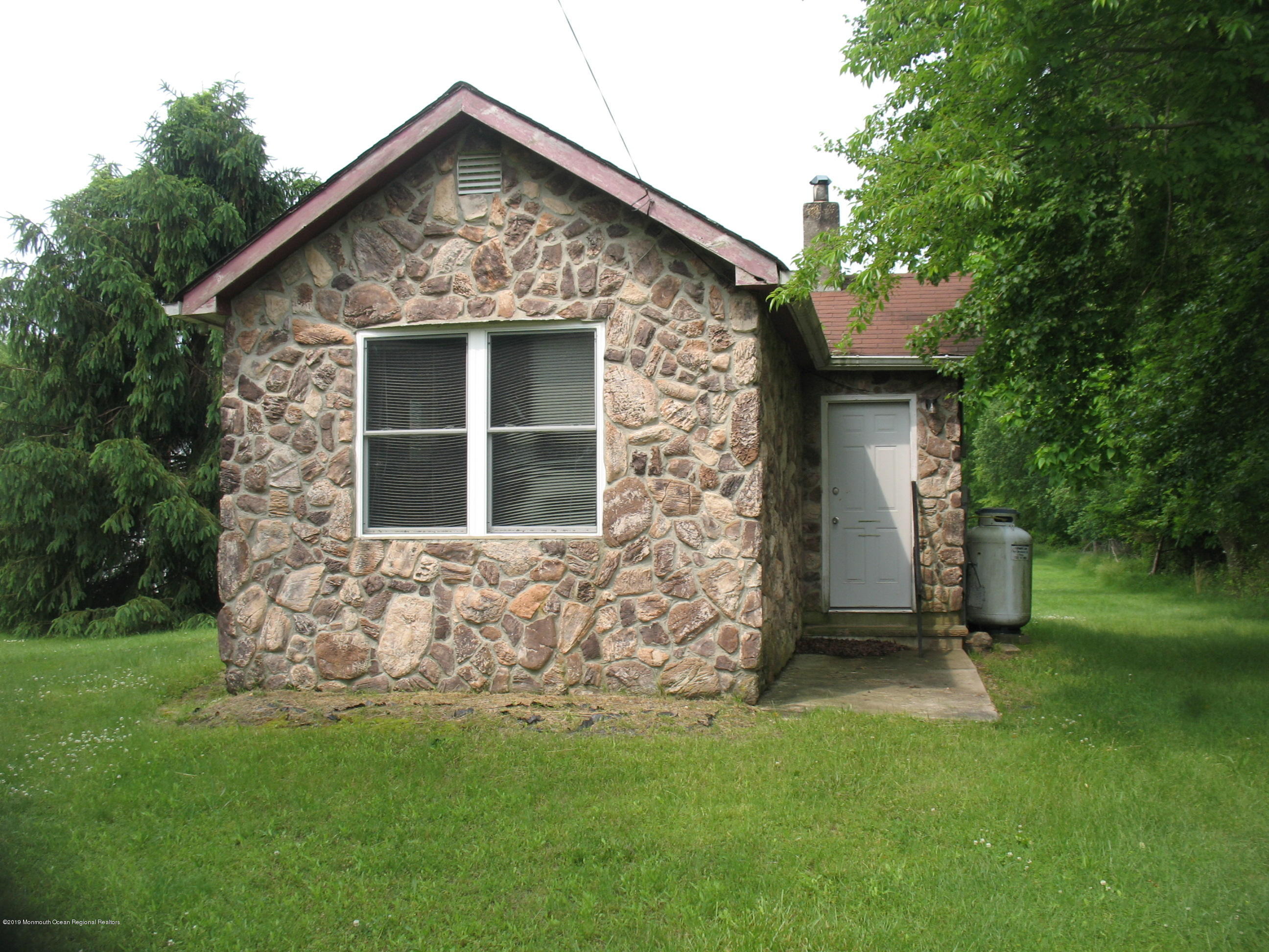 500 Oak Glen Road Howell, NJ 07731 - Photo 20 of 64 IMG_1132