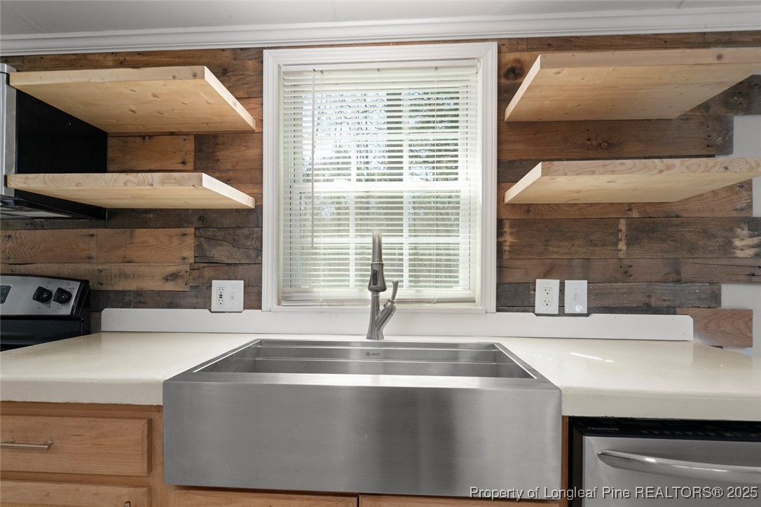 121 H B Drive Spring Lake, NC 28390 - Photo 14 of 47