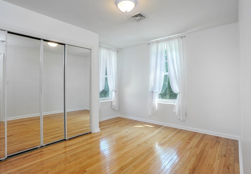 38 Alton Road Quincy, MA 02169 - Photo 12 of 32 Gallery Image 12