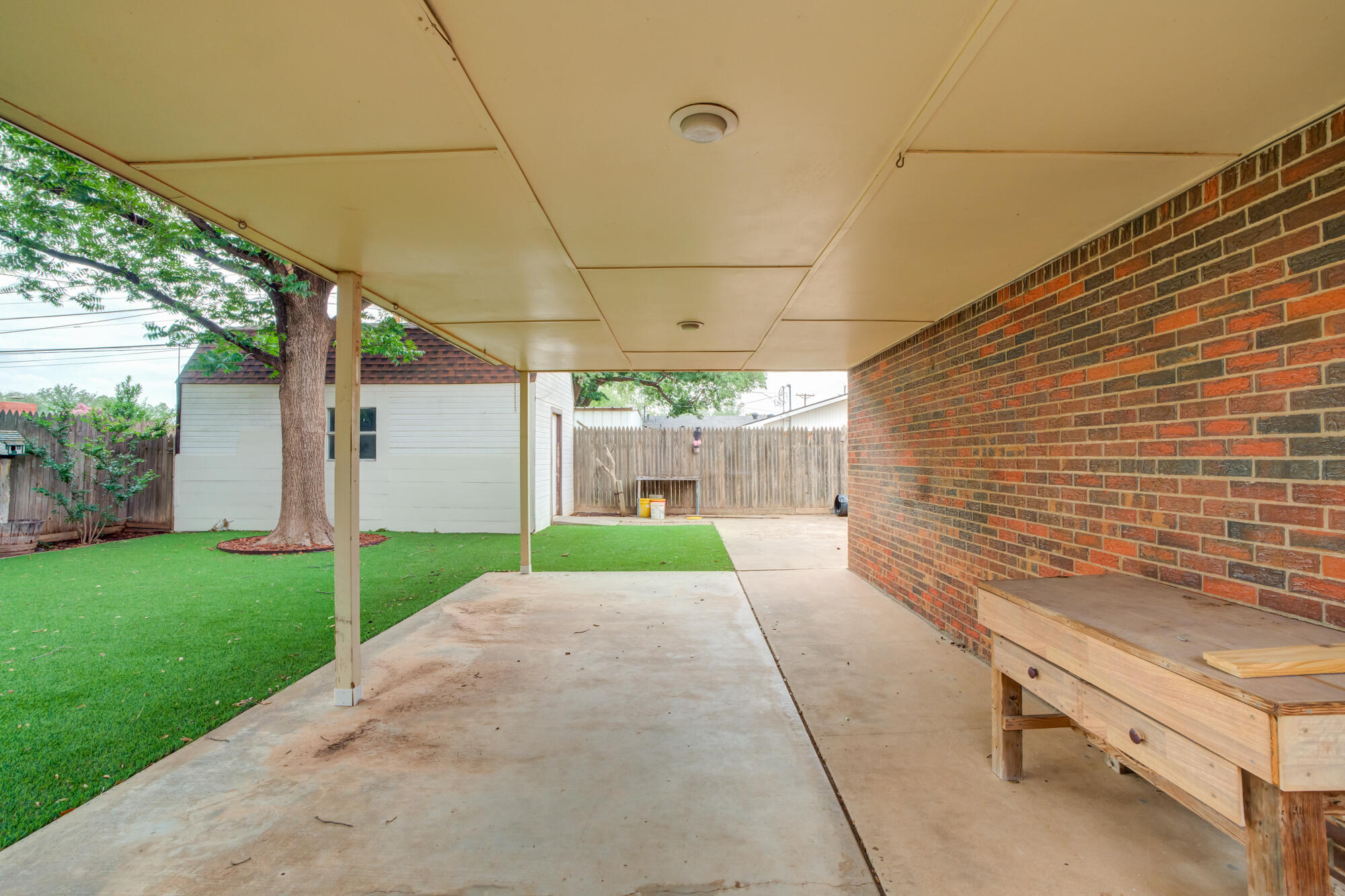 2302 55th Street Lubbock, TX 79412 - Photo 39 of 44 2302-55th-St_Lubbock-TX_41