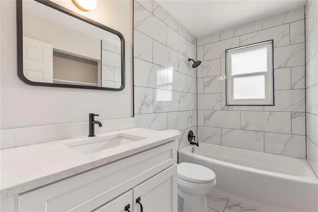 $369,000 | 825 Wells Drive, South Daytona, FL 32119