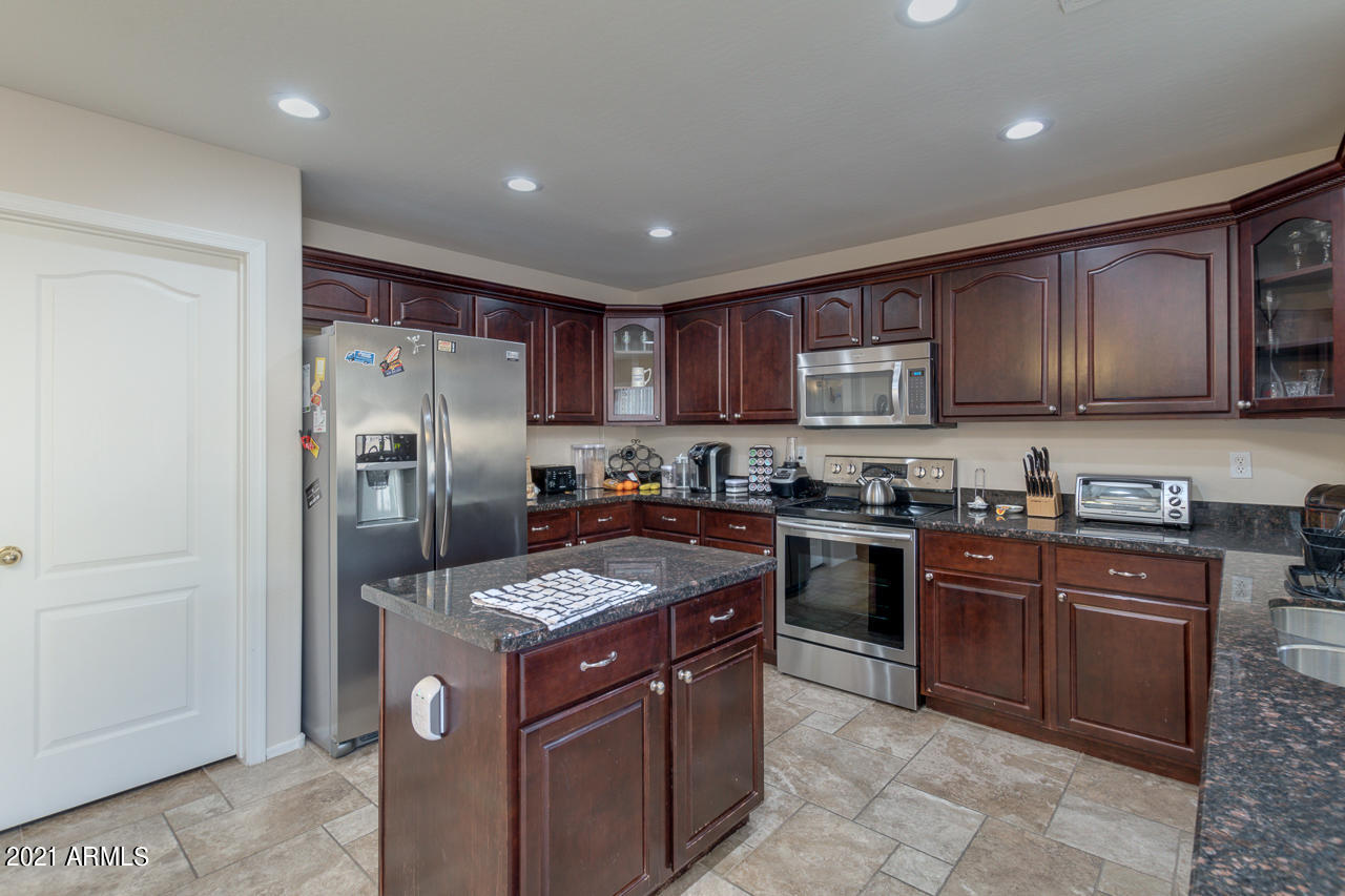 2412 West Steed Ridge Phoenix, AZ 85085 - Photo 20 of 50 20-Steed