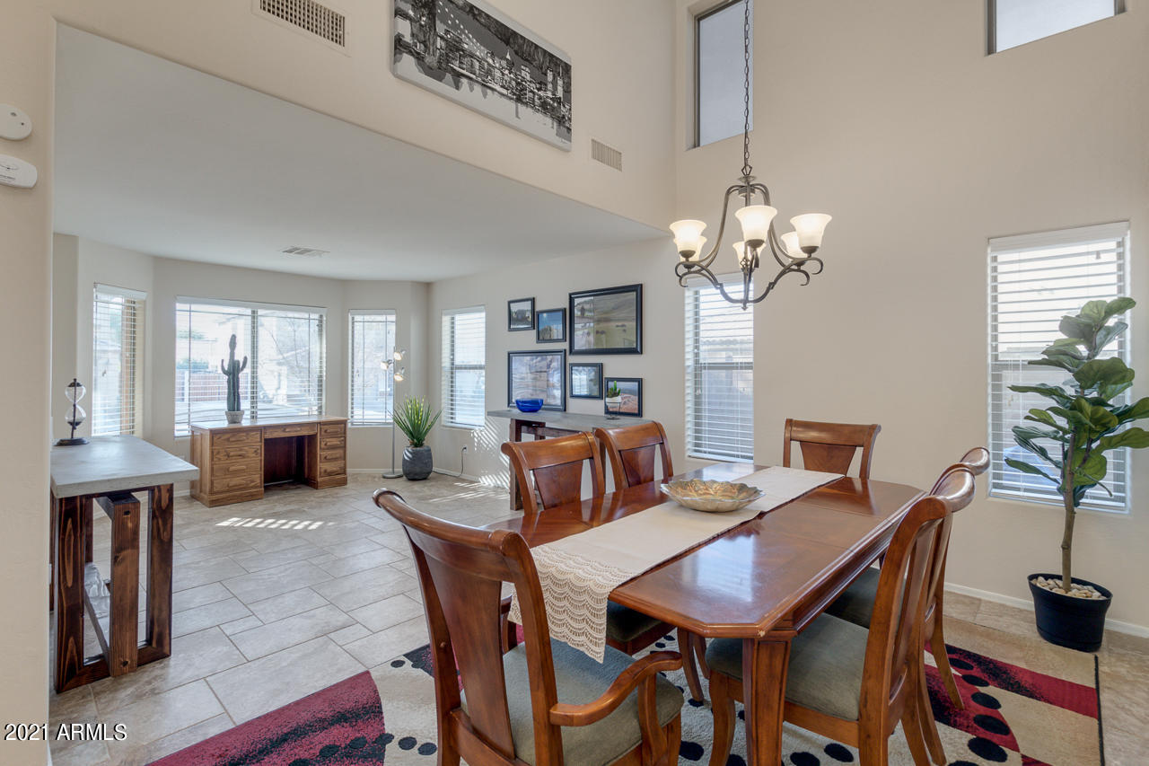 2412 West Steed Ridge Phoenix, AZ 85085 - Photo 10 of 50 10-Steed