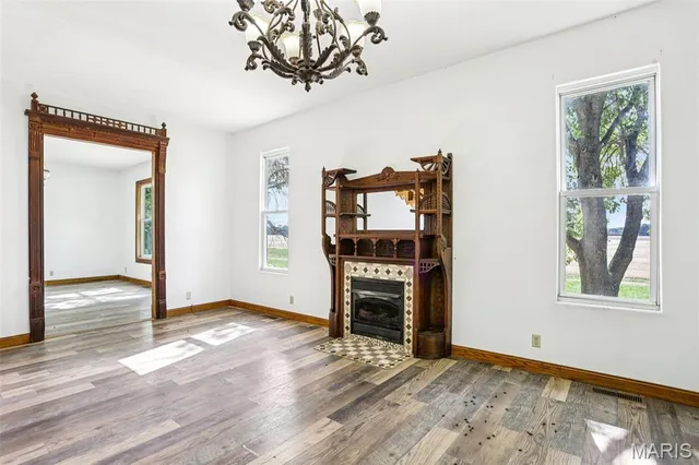 $302,000 | 2074 North 425 Street, Vandalia, IL 62471