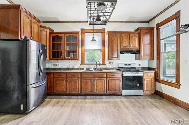 $302,000 | 2074 North 425 Street, Vandalia, IL 62471