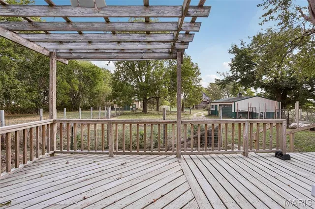 $302,000 | 2074 North 425 Street, Vandalia, IL 62471