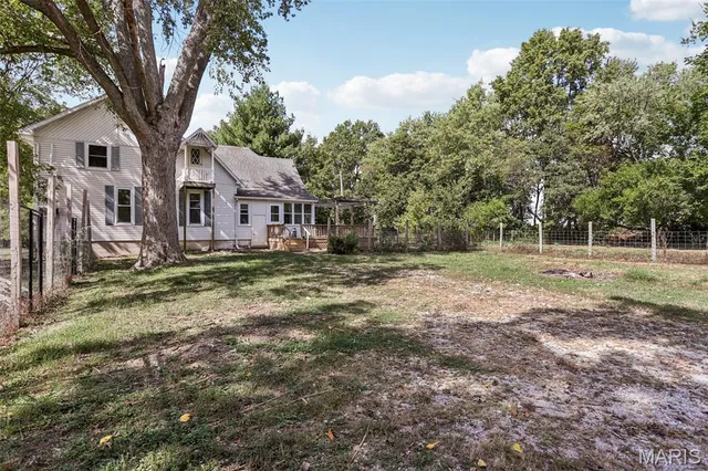 $302,000 | 2074 North 425 Street, Vandalia, IL 62471