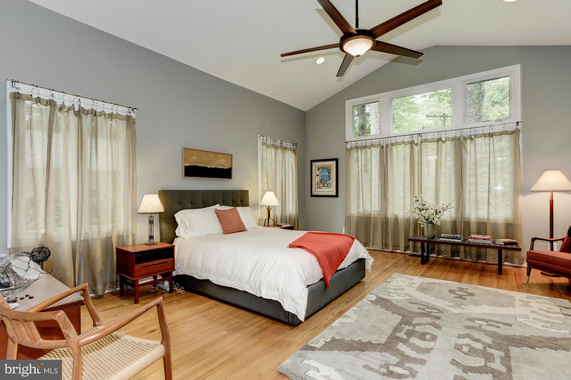 9509 Burning Tree Road Bethesda, MD 20817 - Photo 13 of 30 Bedroom (Master)