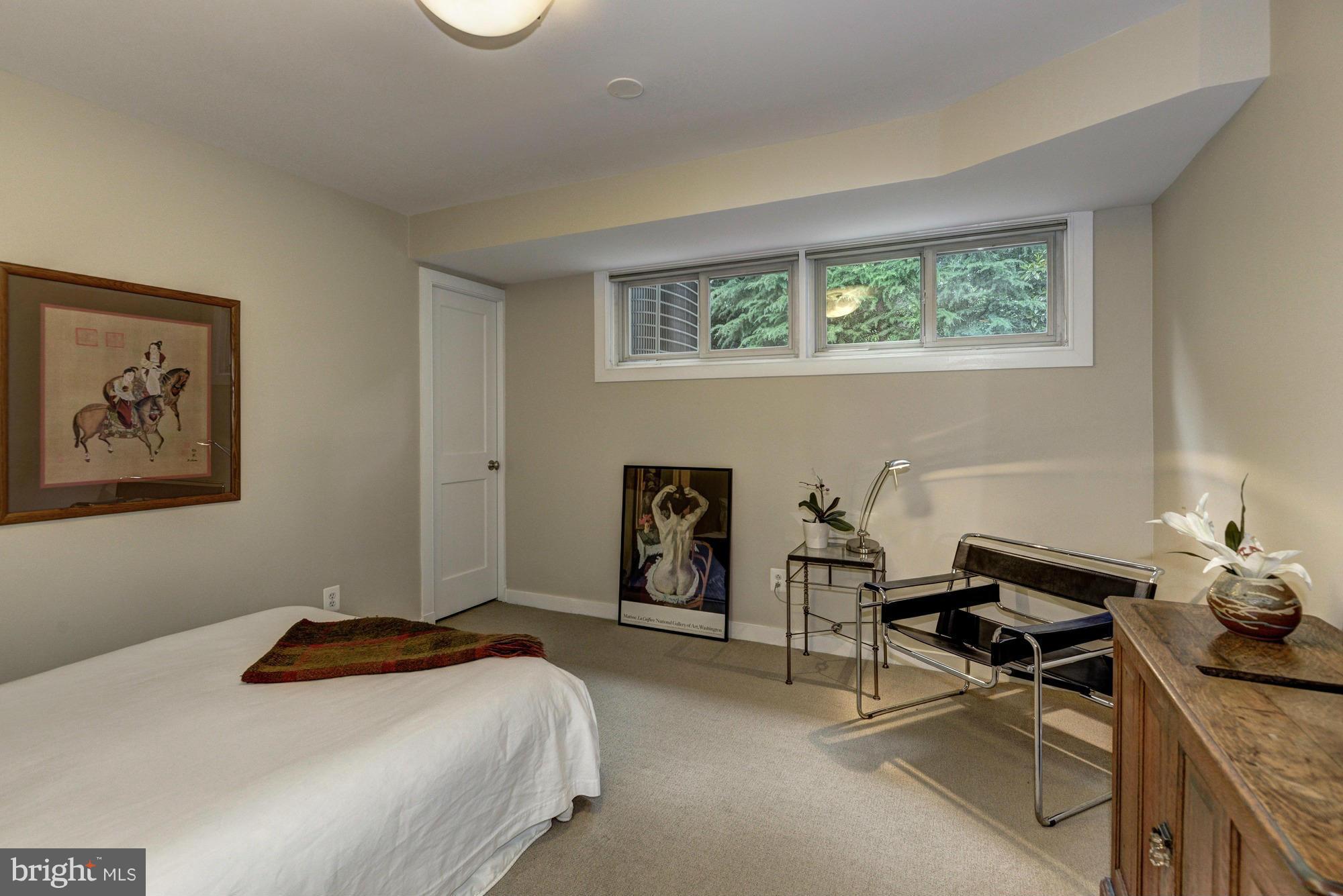 9509 Burning Tree Road Bethesda, MD 20817 - Photo 19 of 30 Bedroom