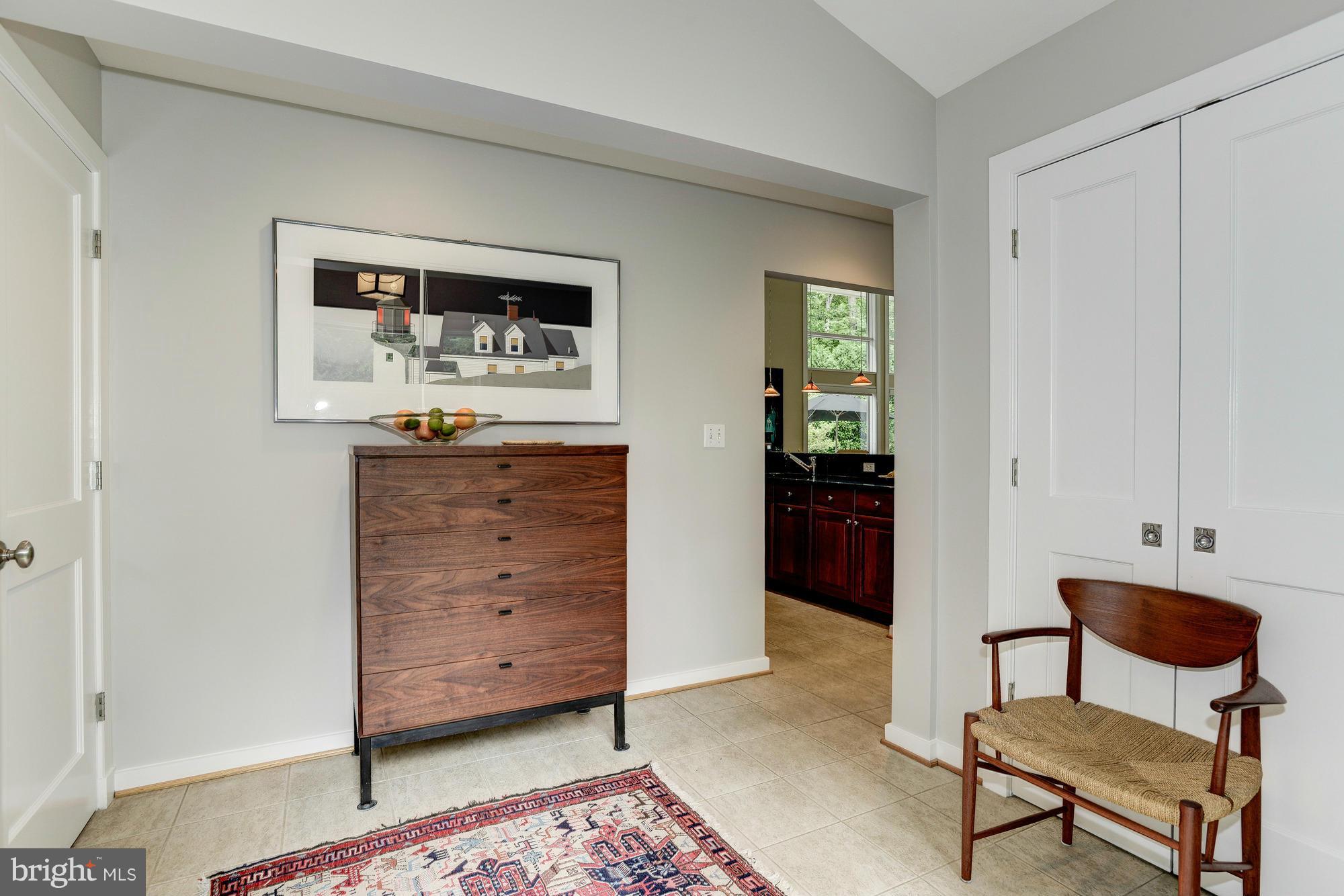 9509 Burning Tree Road Bethesda, MD 20817 - Photo 23 of 30 Interior (General)