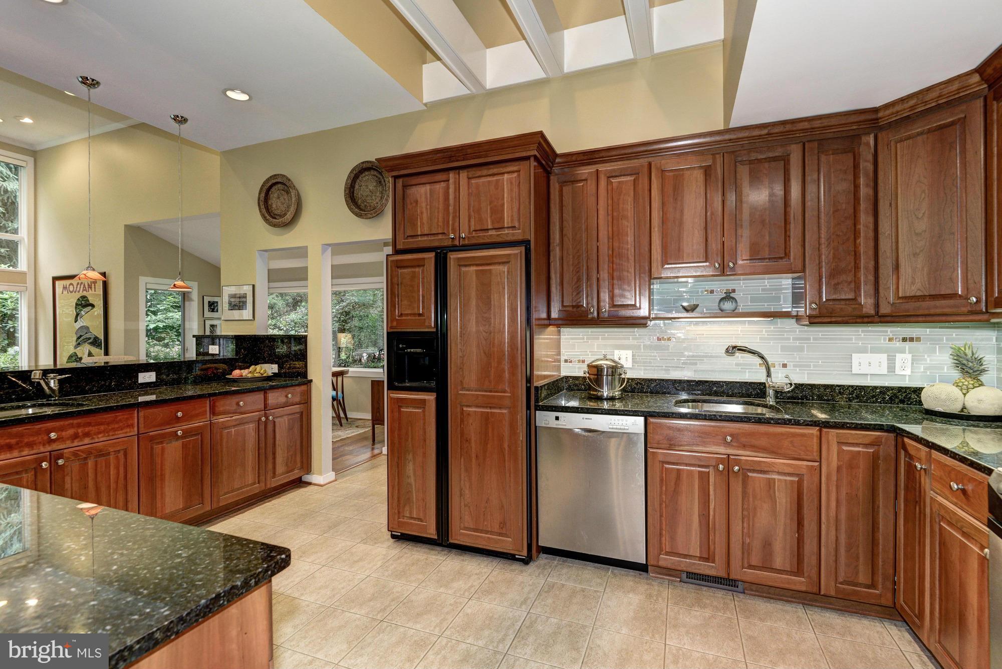 9509 Burning Tree Road Bethesda, MD 20817 - Photo 6 of 30 Kitchen