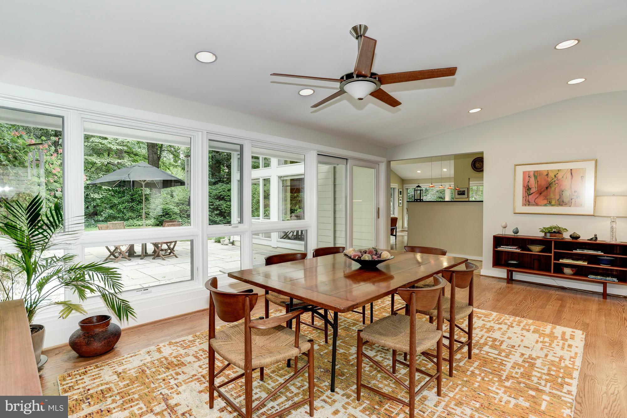 9509 Burning Tree Road Bethesda, MD 20817 - Photo 9 of 30 Dining Room