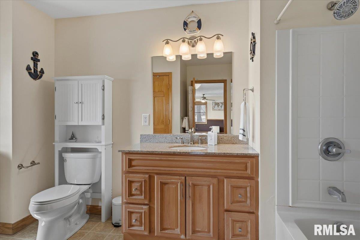 901 North 6th Street Riverton, IL 62561 - Photo 13 of 48