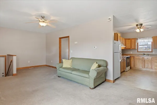 $249,900 | 901 North 6th Street, Riverton, IL 62561