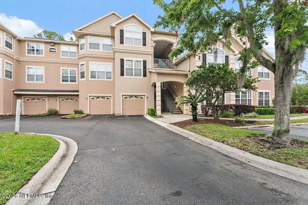 $271,900 | 13810 Sutton Park Drive North, Unit 1511, Jacksonville, FL 32224