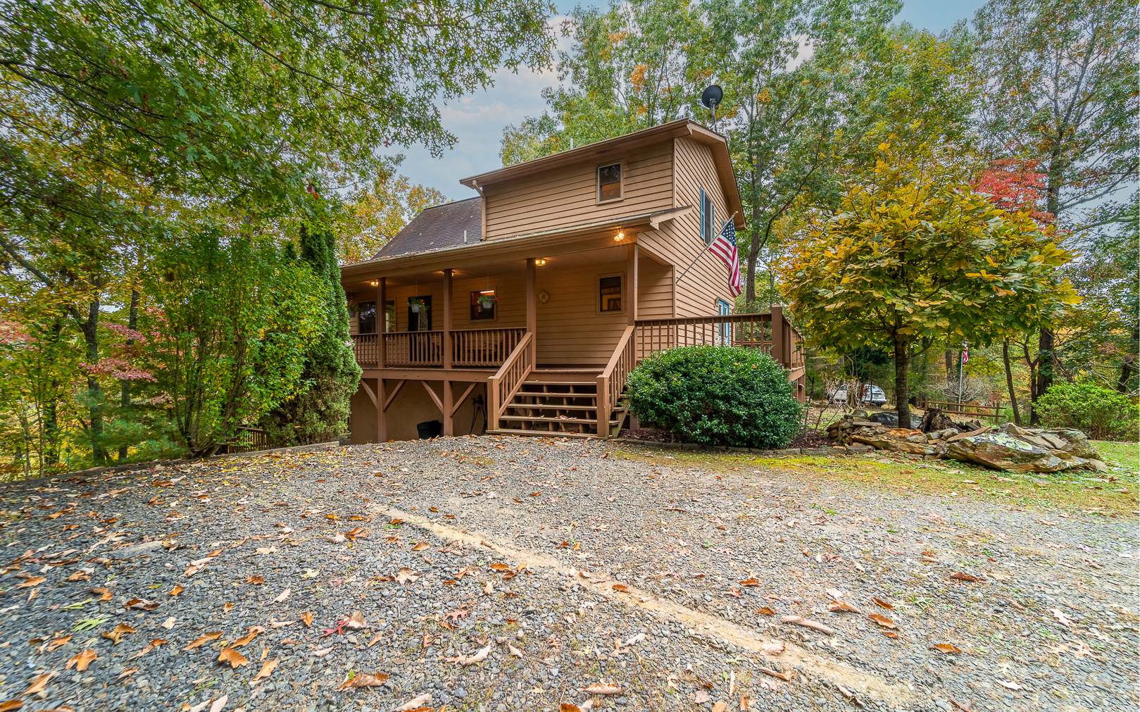 1147 Cardinal Road Murphy, NC 28906 - Photo 1 of 49 Main View