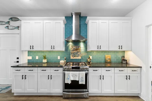 $799,000 | 1688 College Parkway, Gulf Breeze, FL 32563