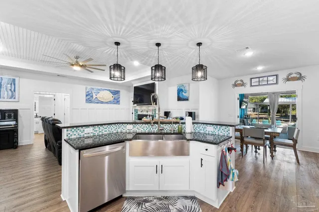 $799,000 | 1688 College Parkway, Gulf Breeze, FL 32563