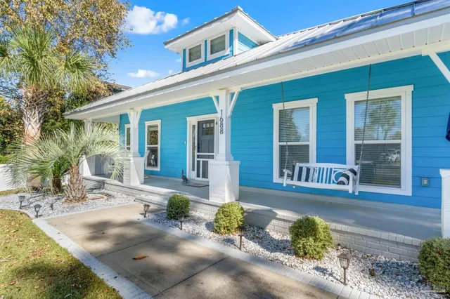 $799,000 | 1688 College Parkway, Gulf Breeze, FL 32563