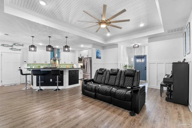 $799,000 | 1688 College Parkway, Gulf Breeze, FL 32563