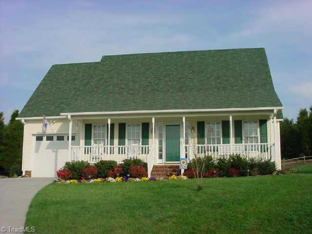 1724 Spring Path Trail Clemmons, NC 27012 - Photo 1 of 8 Exterior Front.