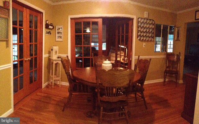 8440 Garden Road Pasadena, MD 21122 - Photo 8 of 30 Dining Room