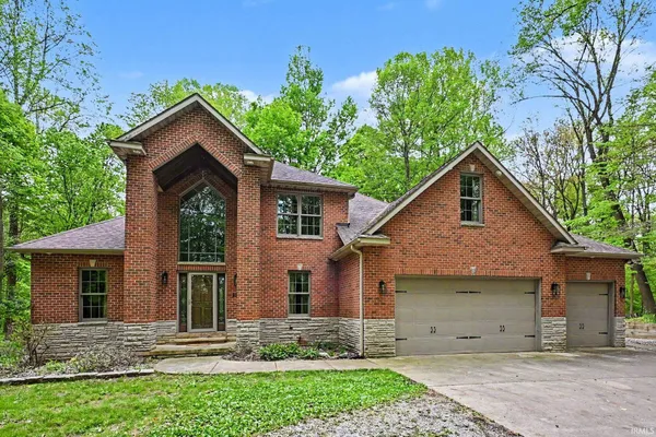 $725,000 | 8265 East Walnut Ridge, New Carlisle, IN 46552
