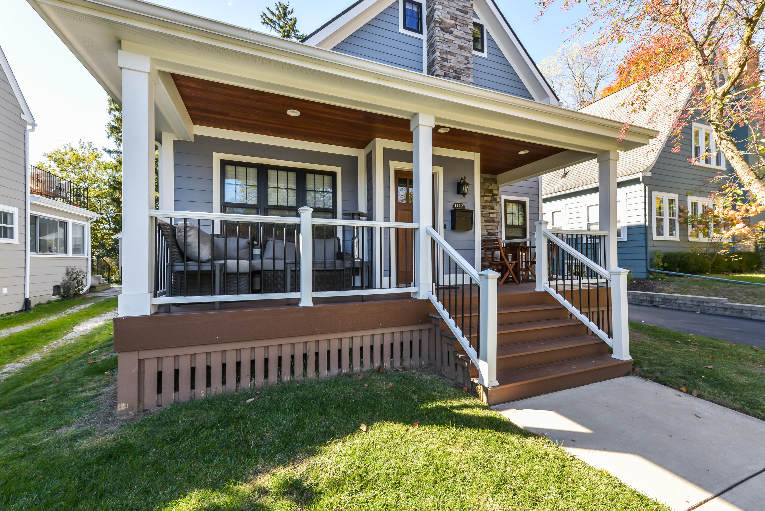 1119 Spring Street Ann Arbor, MI 48103 - Photo 2 of 42 DSC_0622