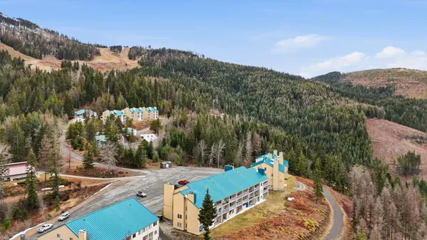 $130,000 | 28600 North Mt Spokane Park Drive, Unit #609, Mead, WA 99021