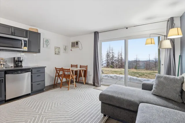 $130,000 | 28600 North Mt Spokane Park Drive, Unit #609, Mead, WA 99021