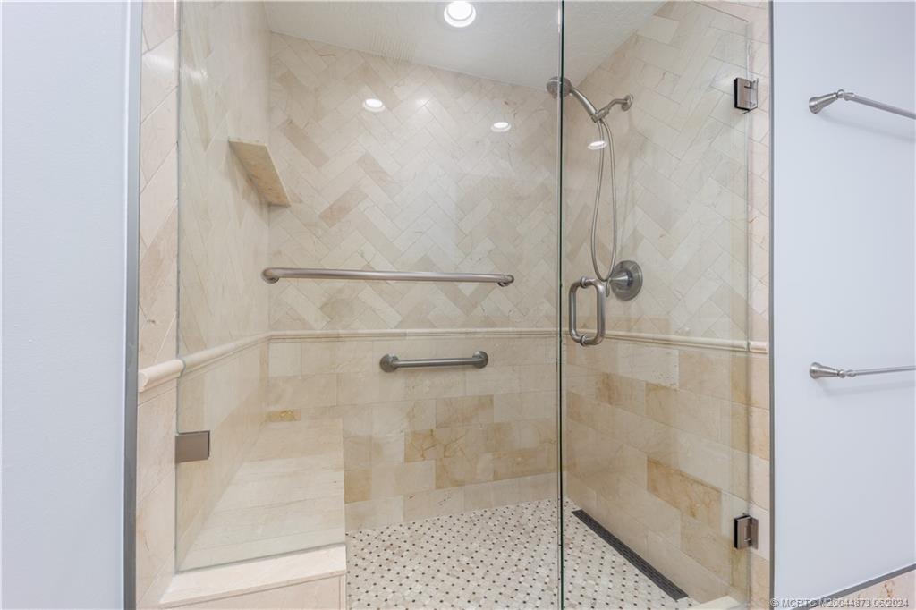 431 Northeast Plantation Road, Unit 713 Jensen Beach, FL 34957 - Photo 21 of 42