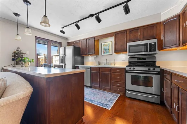 $425,000 | 12 B North Meadowcroft Avenue, Pittsburgh, PA 15216