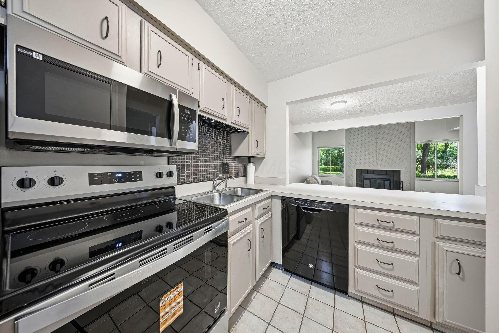 400 Fenway Road, Unit A Columbus, OH 43214 - Photo 10 of 53