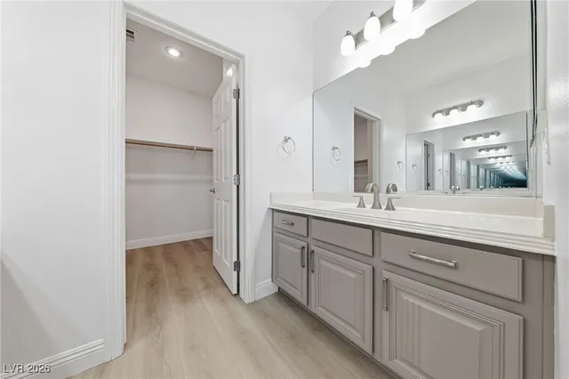 $3,900 | 956 Via Canale Drive, Henderson, NV 89011