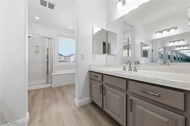 $3,900 | 956 Via Canale Drive, Henderson, NV 89011