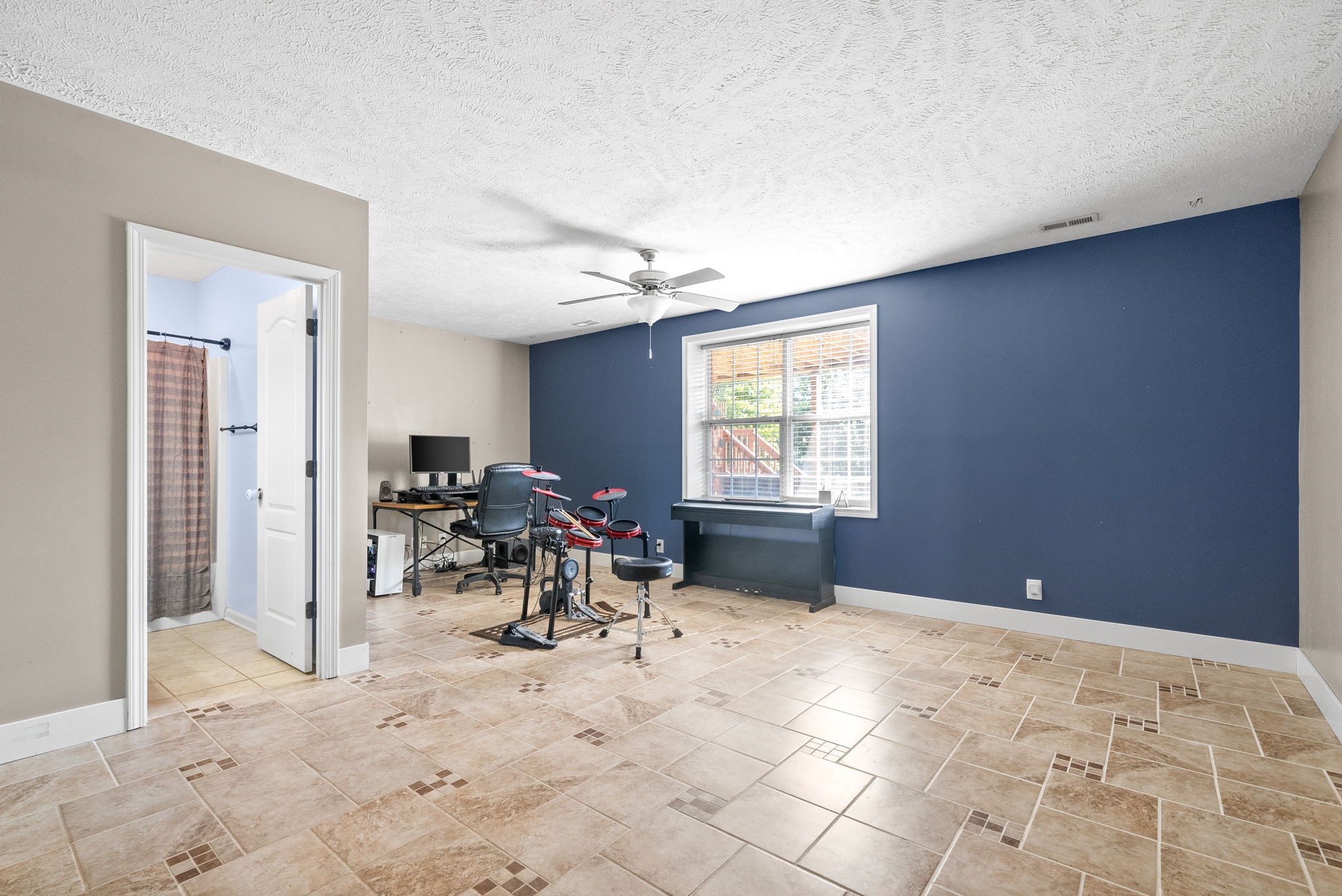 3150 Holly Point Clarksville, TN 37043 - Photo 16 of 22
