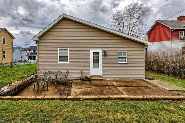 a view of backyard of house
