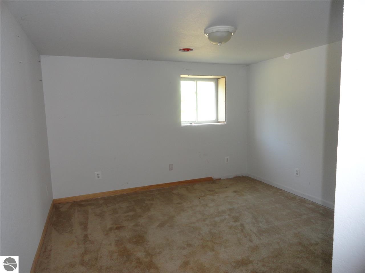 2305 East Gladwin Road Harrison, MI 48625 - Photo 16 of 40 1775499-15.JPG