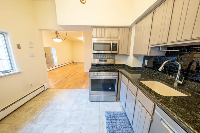 $2,850 | 32 46th Street, Weehawken, NJ 07086