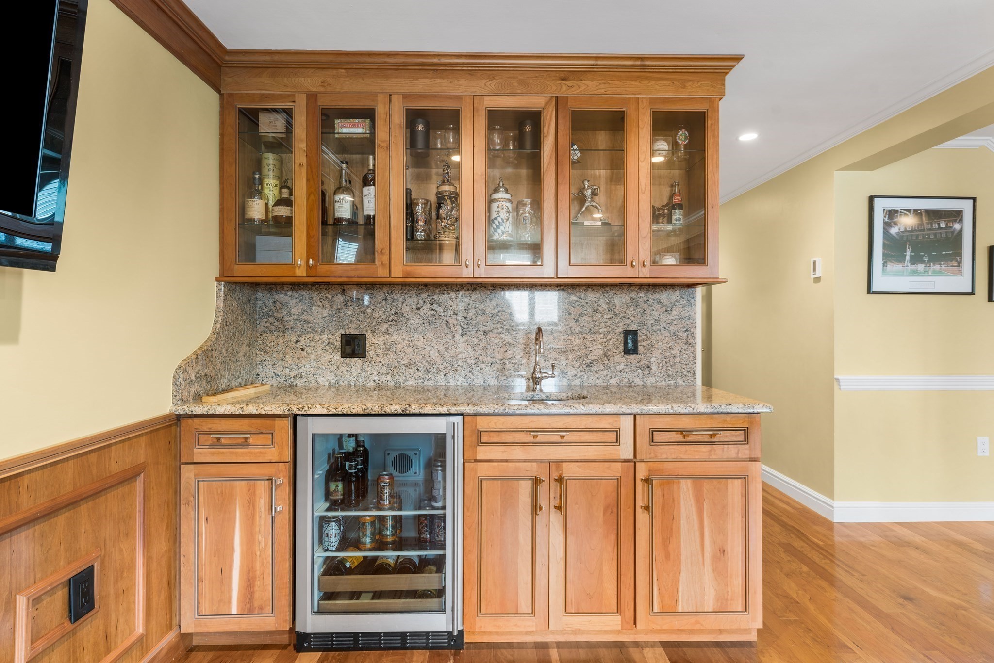 30 Hemenway Road Swampscott, MA 01907 - Photo 18 of 26 Gallery Image 18